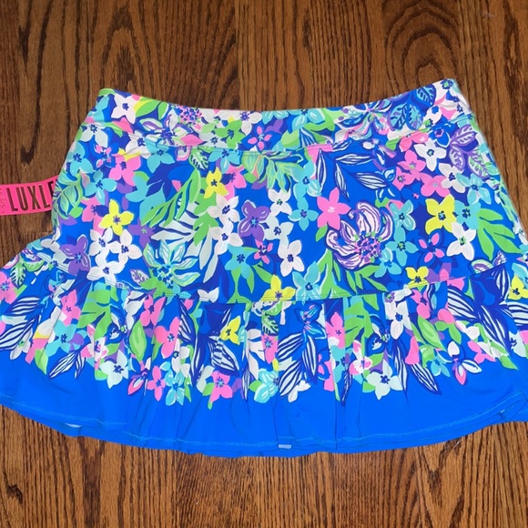 Lilly Pulitzer Luxletic Borealis Blue Social Sunset 13" Taye Skort UPF 50+ NWT - Picture 12 of 12